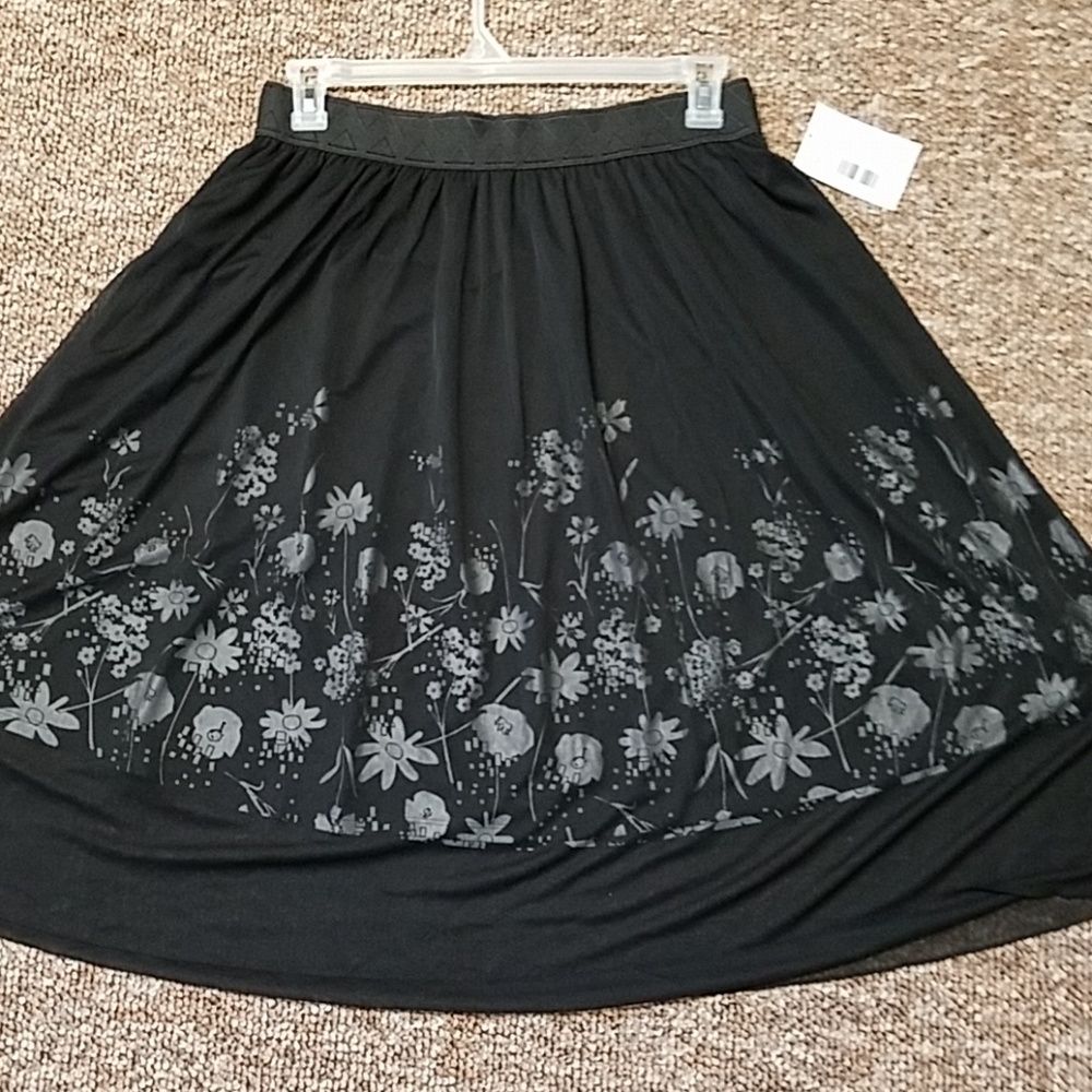BNWT Lularoe Lola